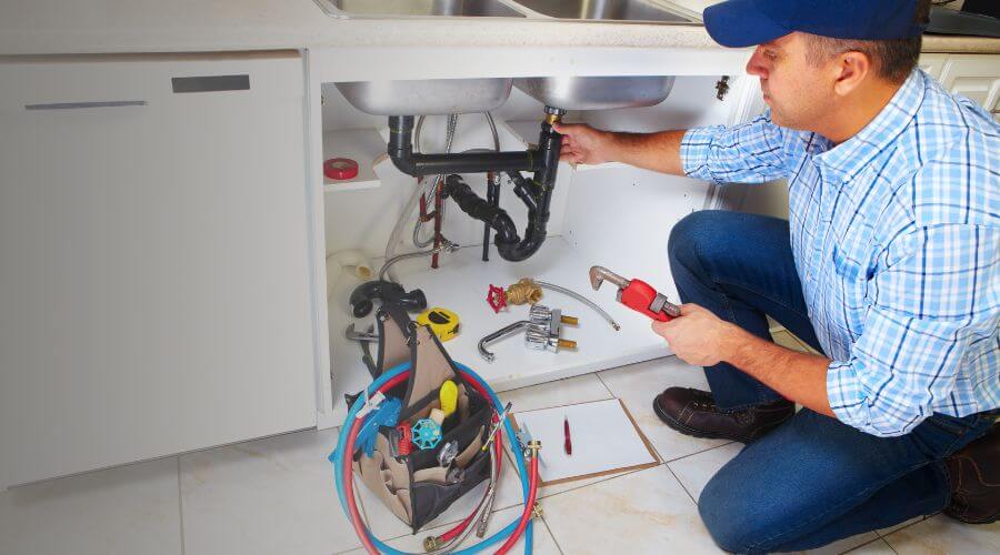 Expert burst pipe repair services in Collins, MS